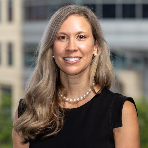 Amanda-Satterwhite headshot